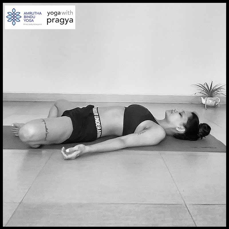 This is a very restful asana that can be practiced even by those who have had bypass surgery. It gently massages the heart and helps open blocked arteries. The pose also improves blood circulation in the abdomen, massaging and toning the abdominal organs.