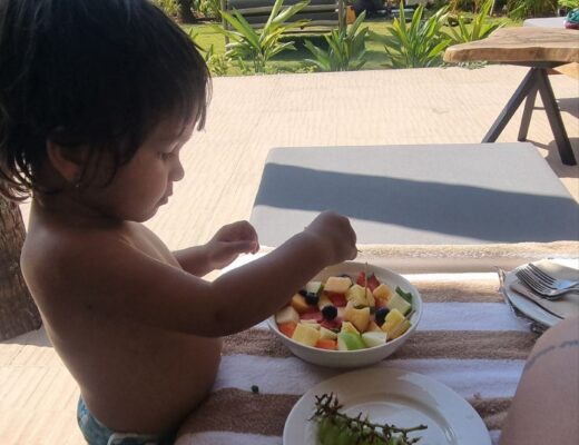 Happy to see Kalindi appreciate fresh, healthy food.